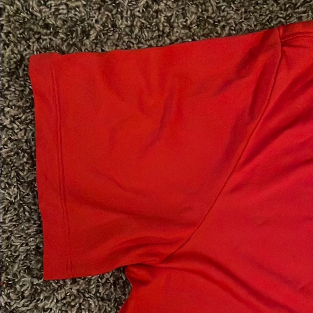 Nike Men's Dry Fit Bright Red Short Sleeve Tee - Picture 2 of 5